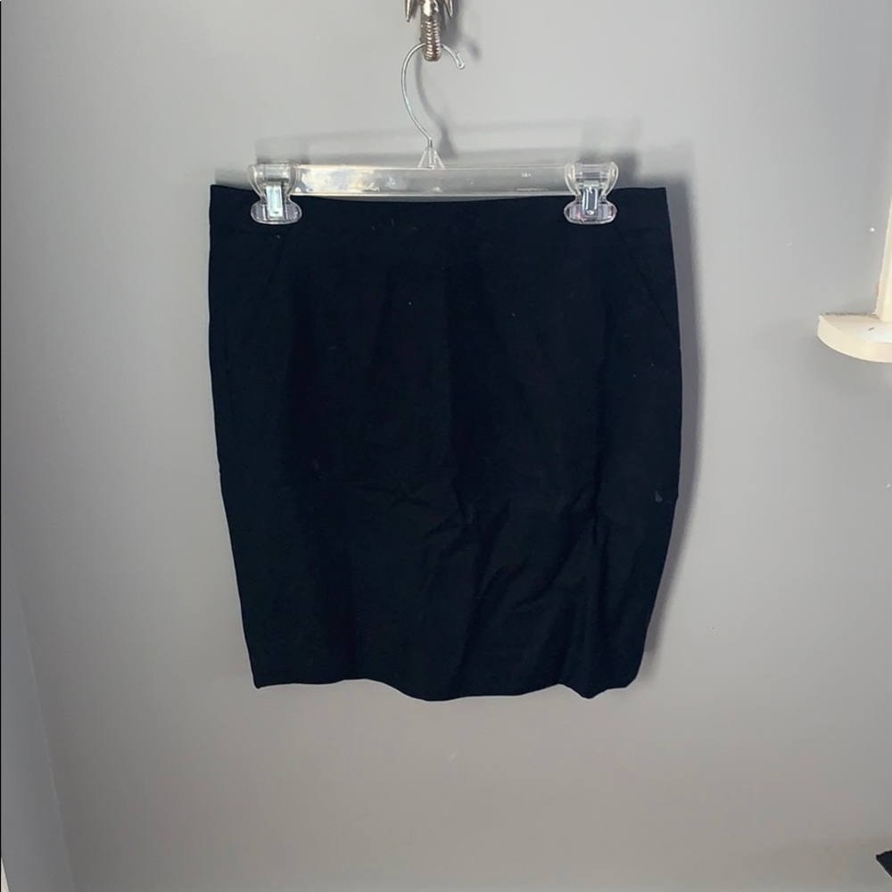 Black pencil skirt